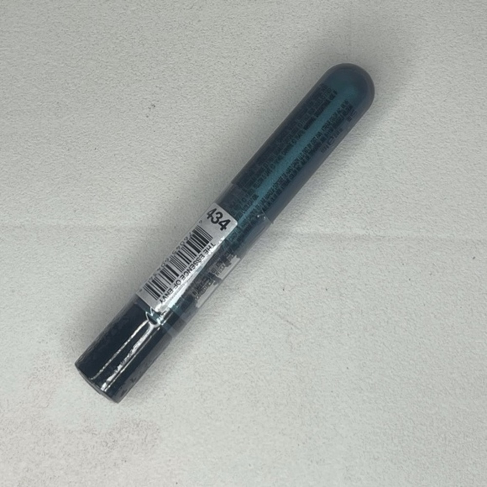 Hard Candy eye def metallic eyeshadow